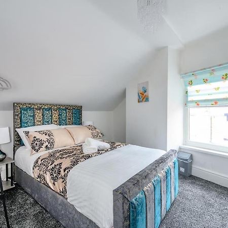 -16Pt- For Your Relaxed & Cosy Stay & Free Parking Leeds  Exterior photo