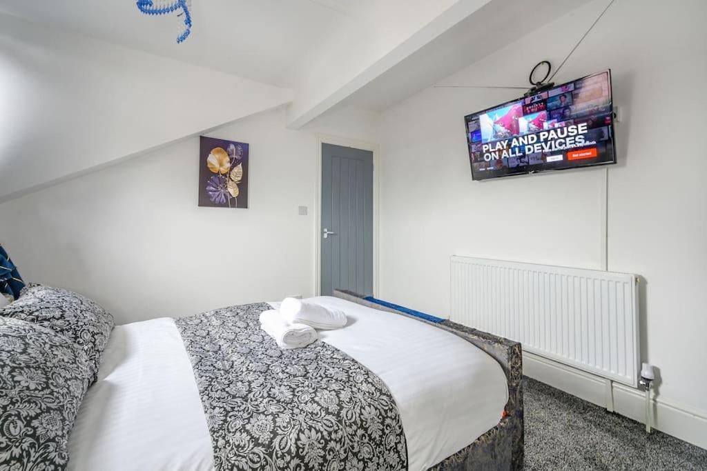 -16Pt- For Your Relaxed & Cosy Stay & Free Parking Leeds  Exterior photo