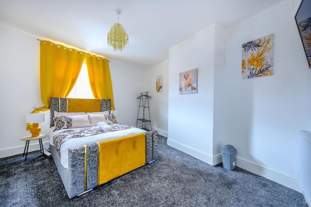 -16Pt- For Your Relaxed & Cosy Stay & Free Parking Leeds  Exterior photo