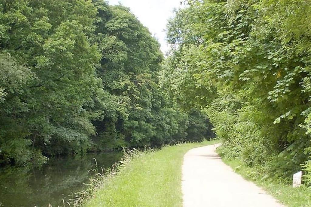 -16Pt- For Your Relaxed & Cosy Stay & Free Parking Leeds  Exterior photo