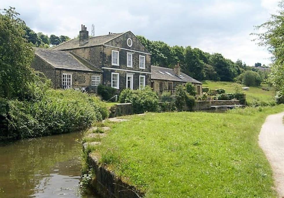 -16Pt- For Your Relaxed & Cosy Stay & Free Parking Leeds  Exterior photo